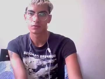 axellatino_ from Chaturbate is Freechat