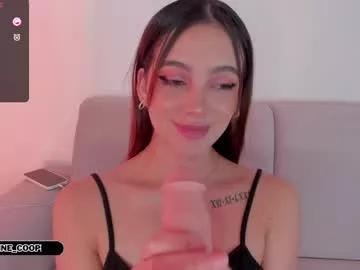 daphne_cooper1 model from Chaturbate