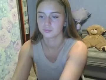 favorite_lovely_geneva from Chaturbate is Freechat