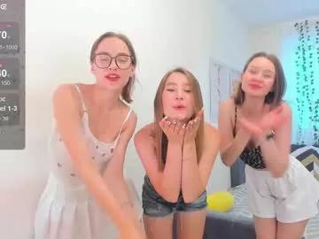 flurry_cute from Chaturbate is Group