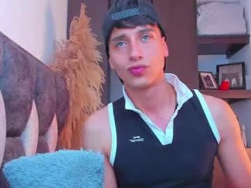 guy_twinks from Chaturbate is Freechat