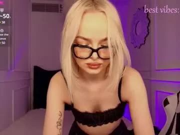 horny_blondiee from Chaturbate is Freechat