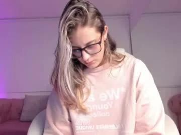 isabella_rross from Chaturbate is Freechat