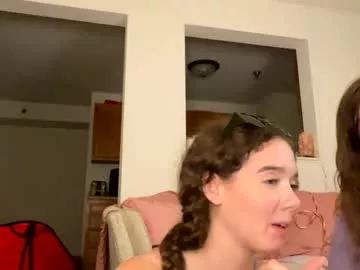 kylieexoxoxo2432 from Chaturbate is Group