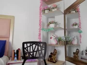 lara_holmes from Chaturbate is Freechat