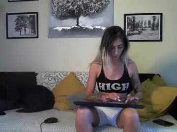 prettyalmaa from Chaturbate is Freechat