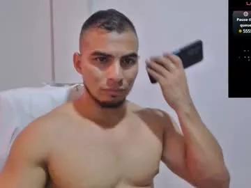 roger_muscle from Chaturbate is Freechat