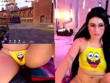 Check-out your craziest wishes with our pick of gaming cams models, featuring big knockers, round tails and tight twats.