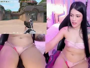 Check-out your craziest wishes with our pick of gaming cams models, featuring big knockers, round tails and tight twats.