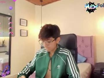 valery_vacarelli from Chaturbate is Freechat