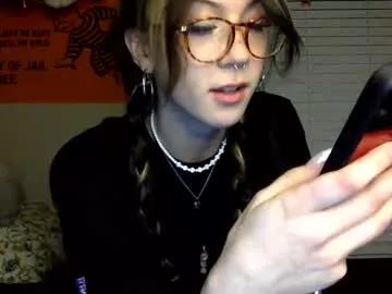 woulfie_moon from Chaturbate is Freechat