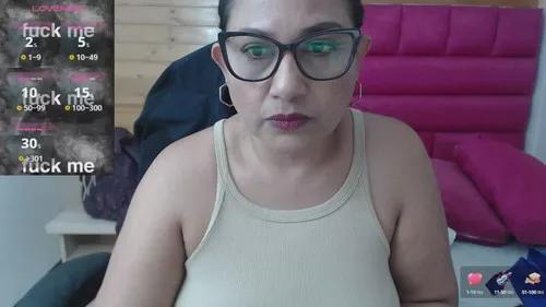 alexamilfhot from Cherry is Freechat