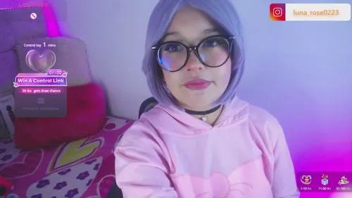 annyaqueenn from Cherry is Freechat