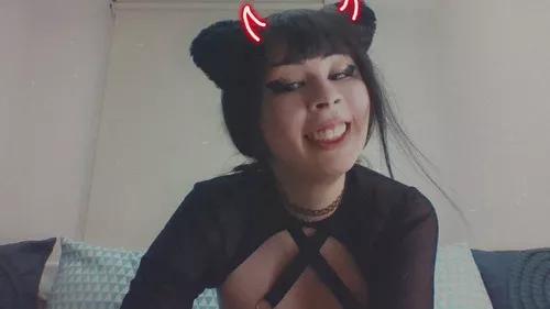 haruqueen from Cherry is Freechat