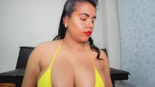 roxanahills from Cherry is Freechat