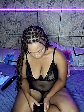 alexis_skyy from StripChat is Freechat