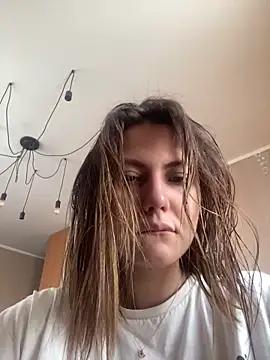 AliceWalcker from StripChat is Freechat