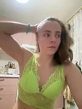 AlisaKissss from StripChat is Freechat