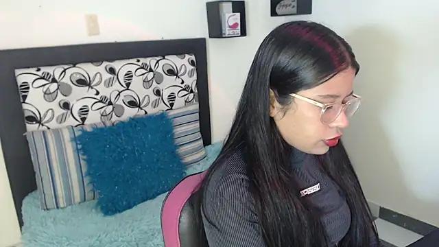 Bianca_Lo from StripChat is Freechat