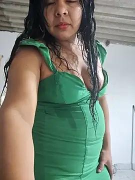 CamilaLovers from StripChat is Freechat