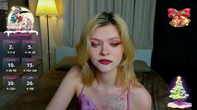 Chloe_moonlight from StripChat is Freechat