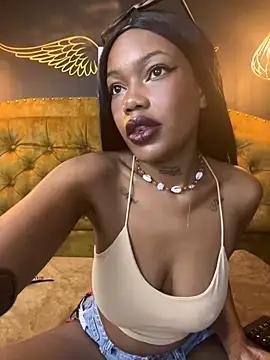 CrystalBrooke3x from StripChat is Freechat