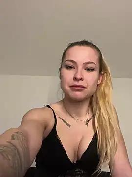 CuteAlyssa from StripChat is Freechat