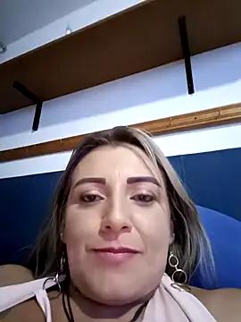 Isabellaa_Garcia_ from StripChat is Freechat