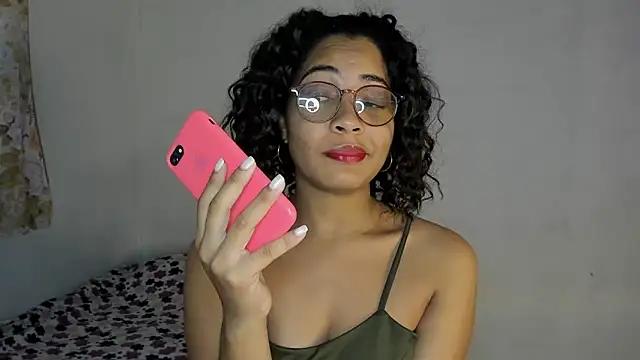 Jade_Dorthini from StripChat is Freechat