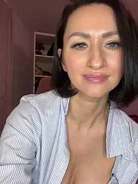 KatyEvanss from StripChat is Freechat