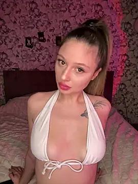 Check-out your craziest wishes with our pick of gaming cams models, featuring big knockers, round tails and tight twats.