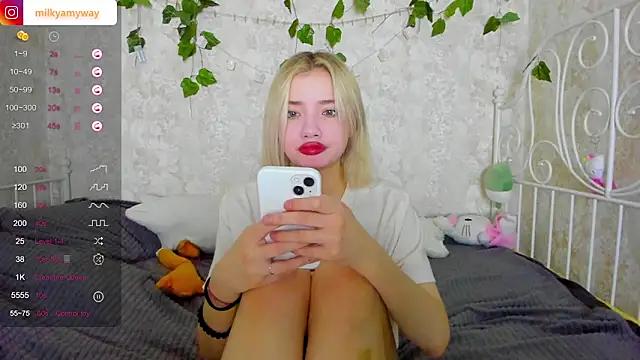 lovesexdreamss_ from StripChat is Freechat