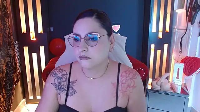 Luana_Dabbraccio_ from StripChat is Freechat