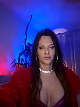 Luna_Kitanna from StripChat is Freechat