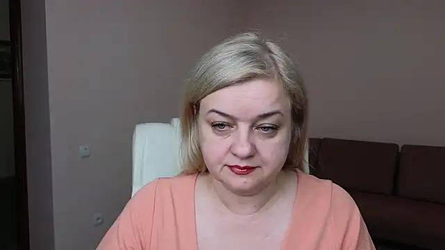 Mary_Mist from StripChat is Freechat