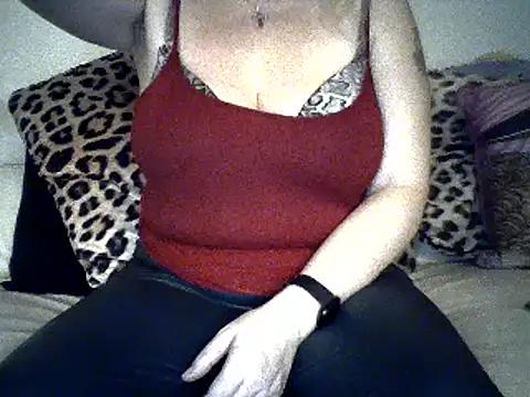 sexylady1983 from StripChat is Freechat