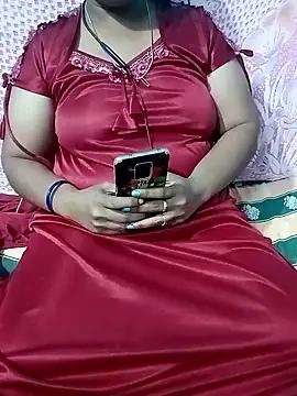 Tamil-Sexy-Namitha from StripChat is Freechat