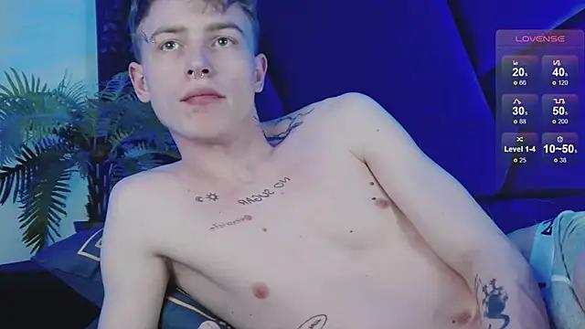 THEO__GREEN from StripChat is Freechat